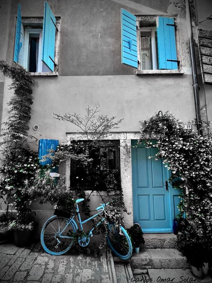 Puerta azul en Rovinj