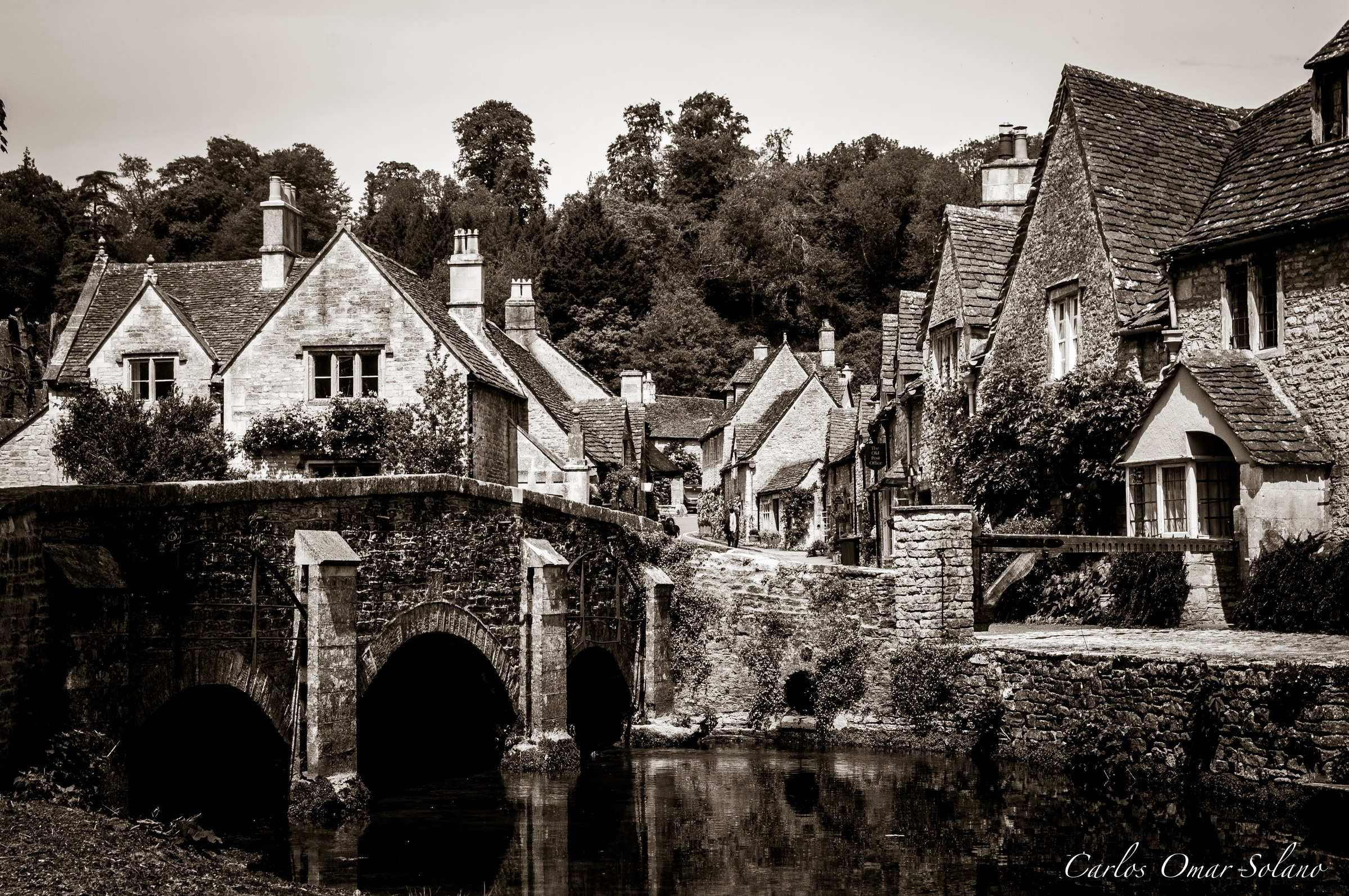 Castle Combe en blanco y negro